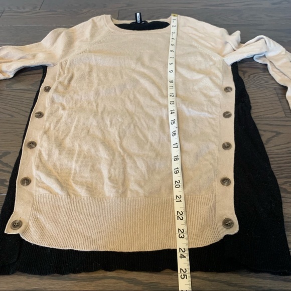 Color-block sweater - Picture 6 of 6